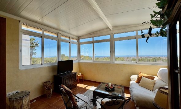 Resale - Villa - Orihuela Costa - Villamartin