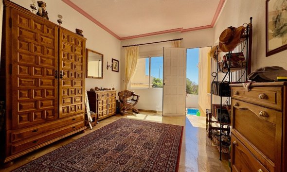 Resale - Villa - Orihuela Costa - Villamartin