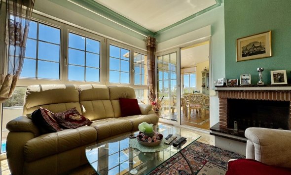 Resale - Villa - Orihuela Costa - Villamartin