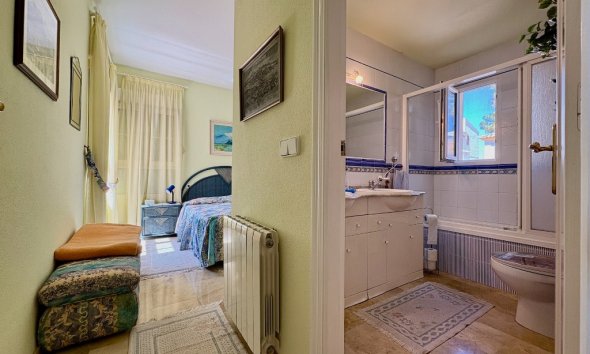 Resale - Villa - Orihuela Costa - Villamartin