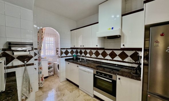 Resale - Villa - Orihuela Costa - Villamartin
