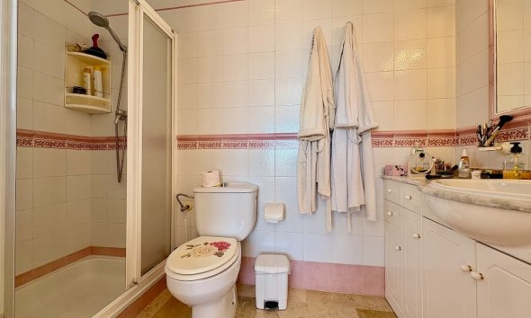 Resale - Villa - Orihuela Costa - Villamartin