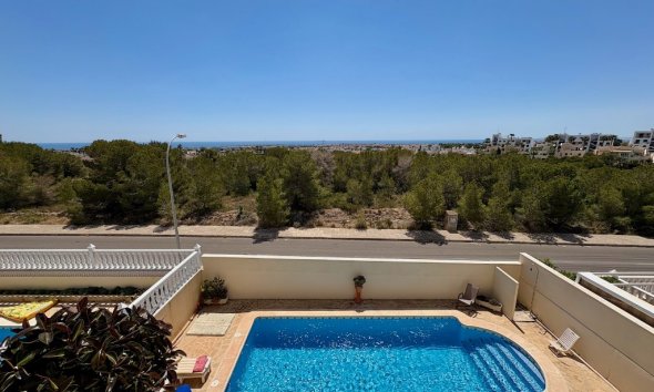 Resale - Villa - Orihuela Costa - Villamartin