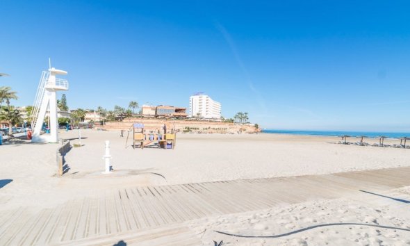 Reventa - Villa - Orihuela Costa - La Zenia