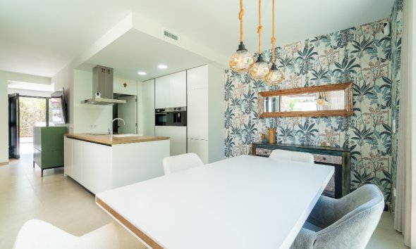 Resale - Villa - Torrevieja - Los Balcones