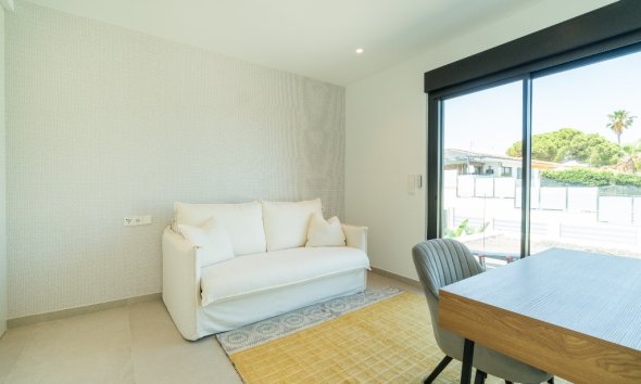 Resale - Villa - Torrevieja - Los Balcones