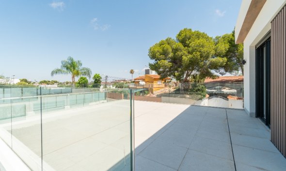 Resale - Villa - Torrevieja - Los Balcones