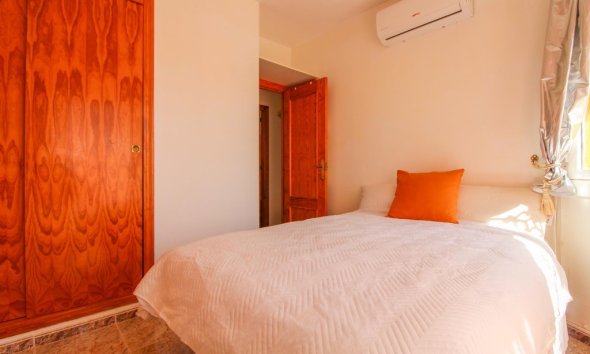 Resale - Terraced house / Townhouse - Orihuela Costa - Cabo Roig