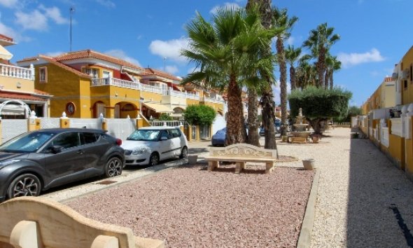 Resale - Terraced house / Townhouse - Orihuela Costa - Cabo Roig