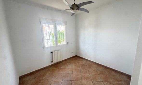 Reventa - Villa - San Miguel de Salinas - San Miguel De Salinas