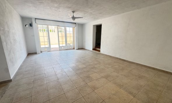 Reventa - Villa - San Miguel de Salinas - San Miguel De Salinas