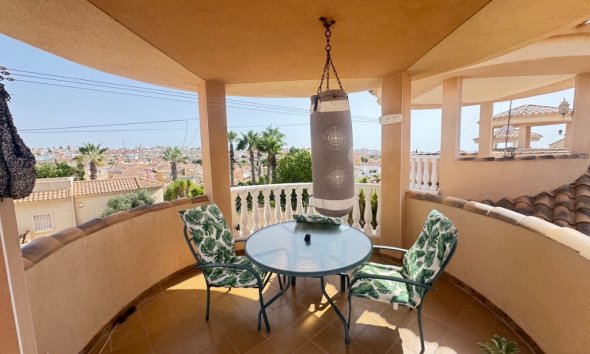 Resale - Villa - Orihuela Costa - Villamartín