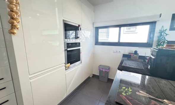 Resale - Terraced house / Townhouse - Orihuela Costa - Villamartín