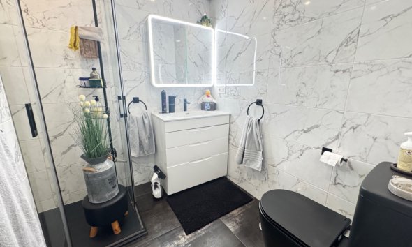 Resale - Terraced house / Townhouse - Orihuela Costa - Villamartín