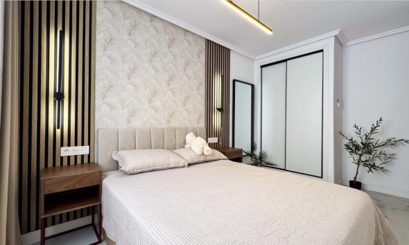 Resale - Apartment - Torrevieja