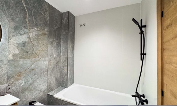 Resale - Apartment - Torrevieja