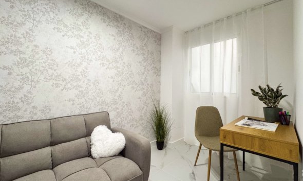 Resale - Apartment - Torrevieja