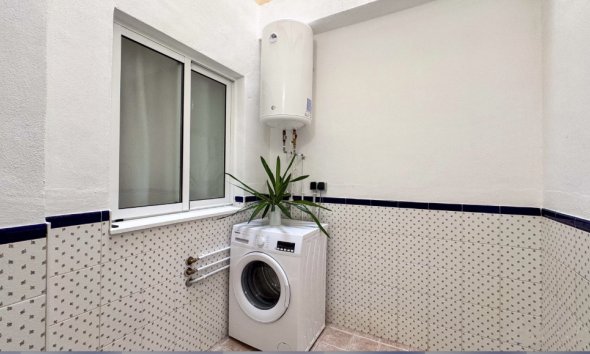 Resale - Apartment - Torrevieja