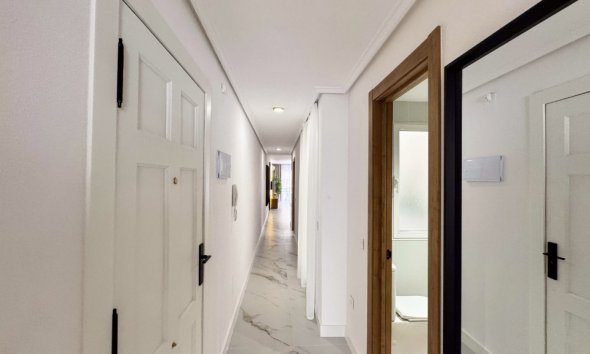 Resale - Apartment - Torrevieja