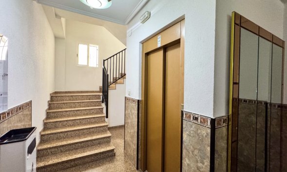 Resale - Apartment - Torrevieja