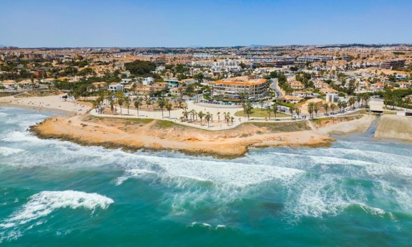 Resale - Villa - Orihuela Costa - Playa Flamenca