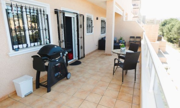 Resale - Apartment - Orihuela Costa - Los Dolses
