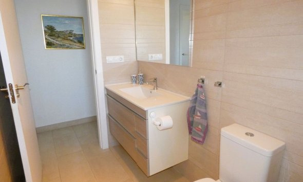 Resale - Apartment - Orihuela Costa - Los Dolses