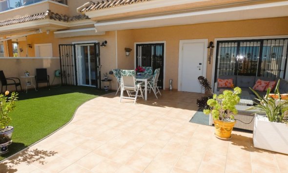 Resale - Apartment - Orihuela Costa - Los Dolses