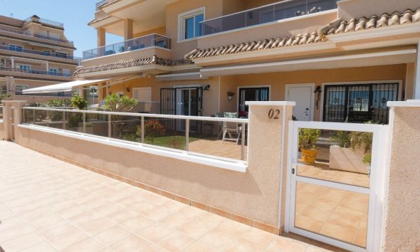 Resale - Apartment - Orihuela Costa - Los Dolses