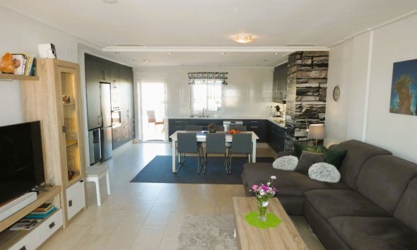 Resale - Apartment - Orihuela Costa - Los Dolses