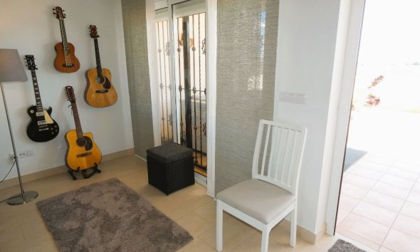 Resale - Apartment - Orihuela Costa - Los Dolses