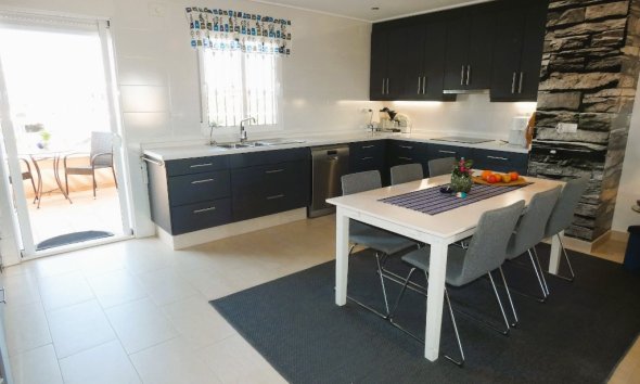 Resale - Apartment - Orihuela Costa - Los Dolses