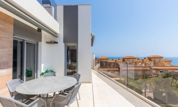 Resale - Apartment - Orihuela Costa - Cabo Roig