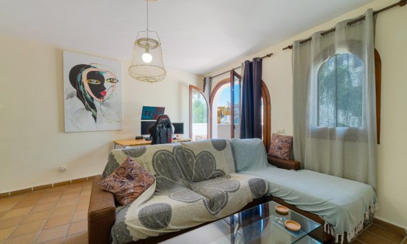 Resale - Apartment - Punta Prima