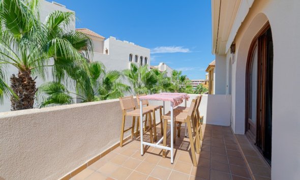 Resale - Apartment - Punta Prima