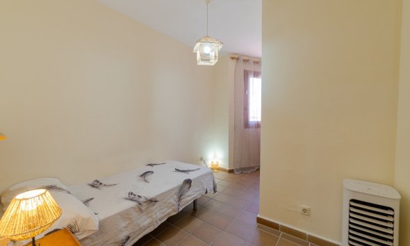 Resale - Apartment - Punta Prima