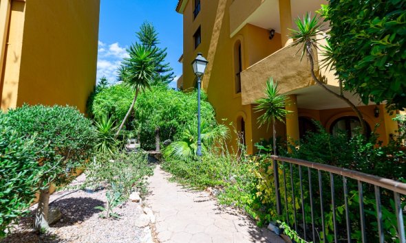 Resale - Apartment - Punta Prima