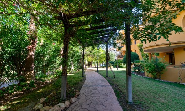 Resale - Apartment - Punta Prima