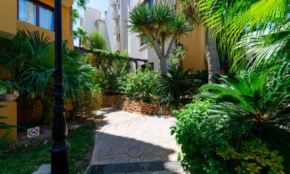 Resale - Apartment - Punta Prima