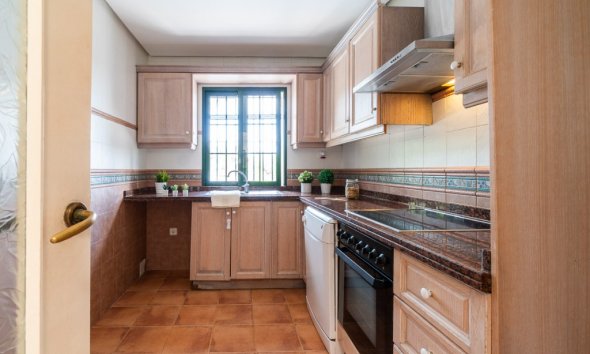 Resale - Villa - Orihuela Costa - Villamartín