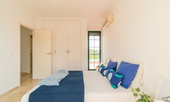 Resale - Villa - Orihuela Costa - Villamartín