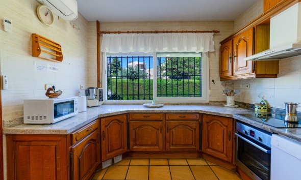 Resale - Villa - Orihuela Costa - Campoamor