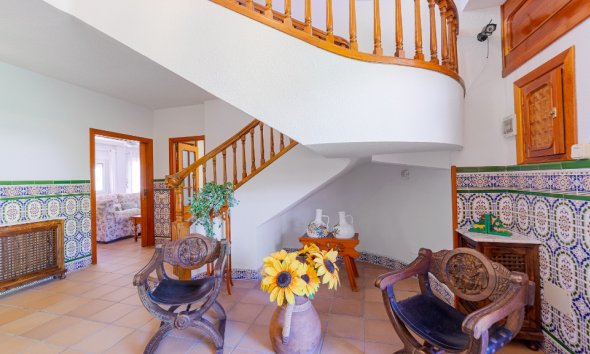 Resale - Villa - Orihuela Costa - Campoamor