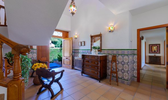 Resale - Villa - Orihuela Costa - Campoamor