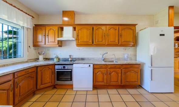 Resale - Villa - Orihuela Costa - Campoamor