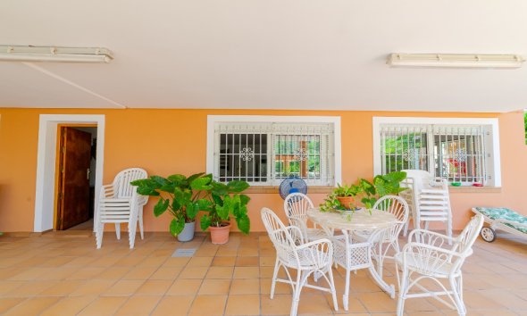 Resale - Villa - Orihuela Costa - Campoamor