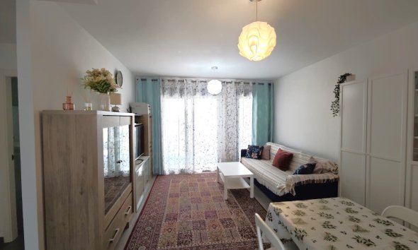 Resale - Apartment - Orihuela Costa - La Zenia