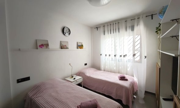 Resale - Apartment - Orihuela Costa - La Zenia