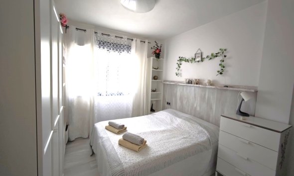 Resale - Apartment - Orihuela Costa - La Zenia