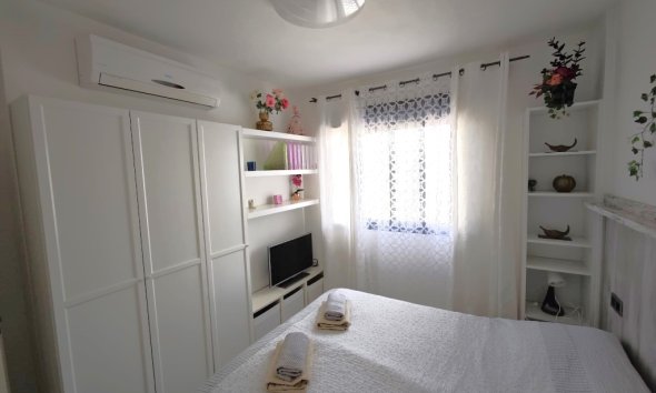 Resale - Apartment - Orihuela Costa - La Zenia